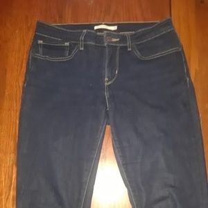 Womens Skinny Levis!!